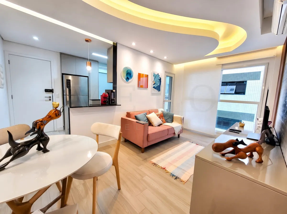 Apartamento de 82 m² com 2 suítes na Ponta da Praia